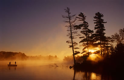 picture of a lake with sunrise